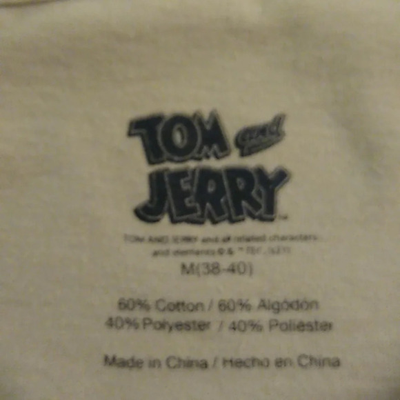 TOM AND JERRY GRAPHIC GRAFITI LONG SLEEVE TEE SHIRT MED 38-40 - Picture 3 of 8